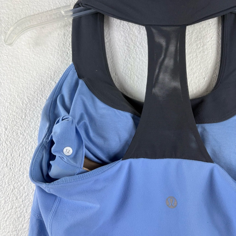 Lululemon Scoop Neck Tank - Picture 8 of 8